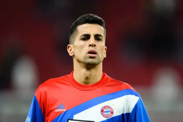Cancelo reveals his clear attitude, what he thought about Manchester City before being booed by the boat's fans 